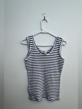 EUC Northern Reflections Blue & White Striped Tank Top - Size Small